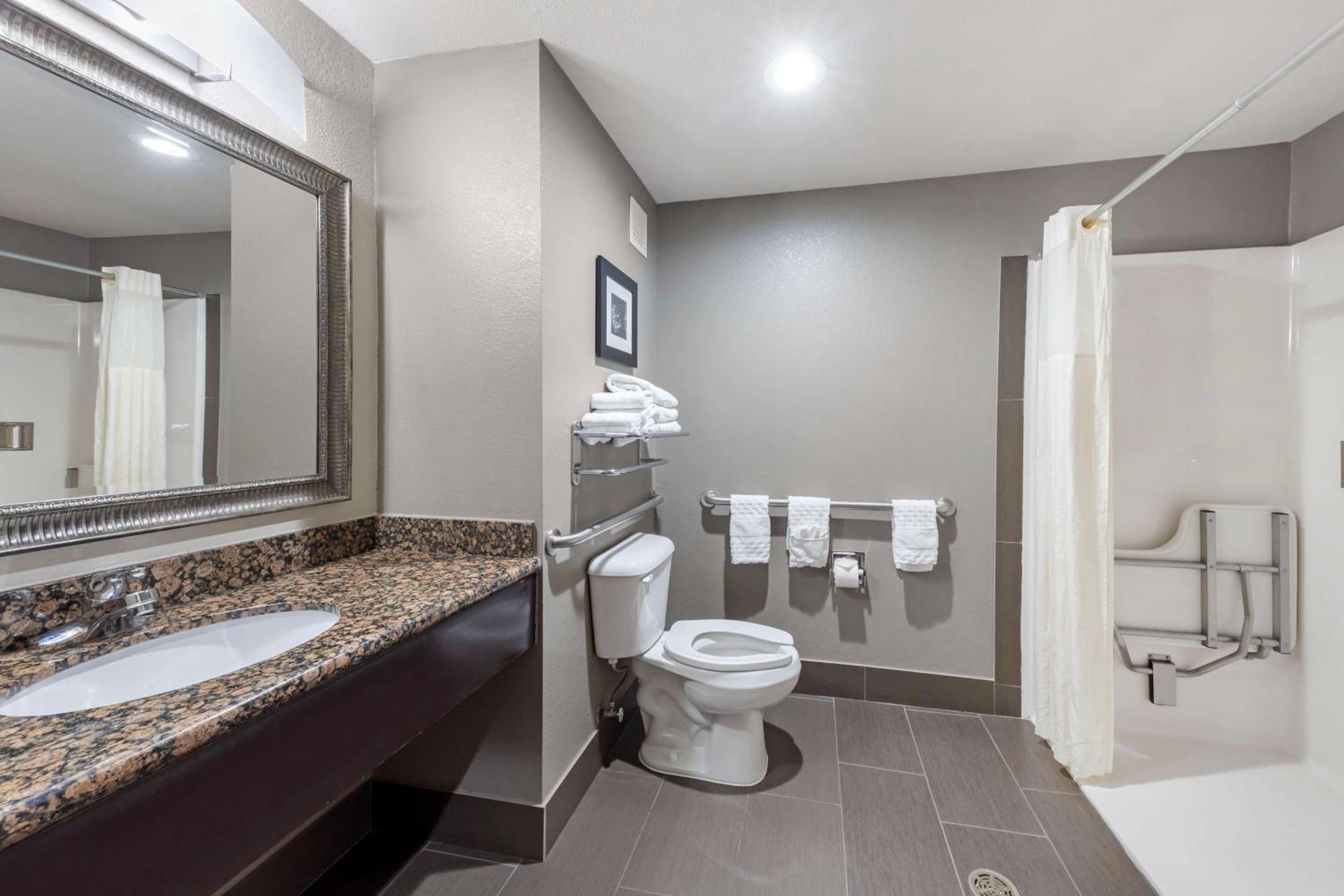 Best Western Plus Midwest City Inn & Suites Zewnętrze zdjęcie