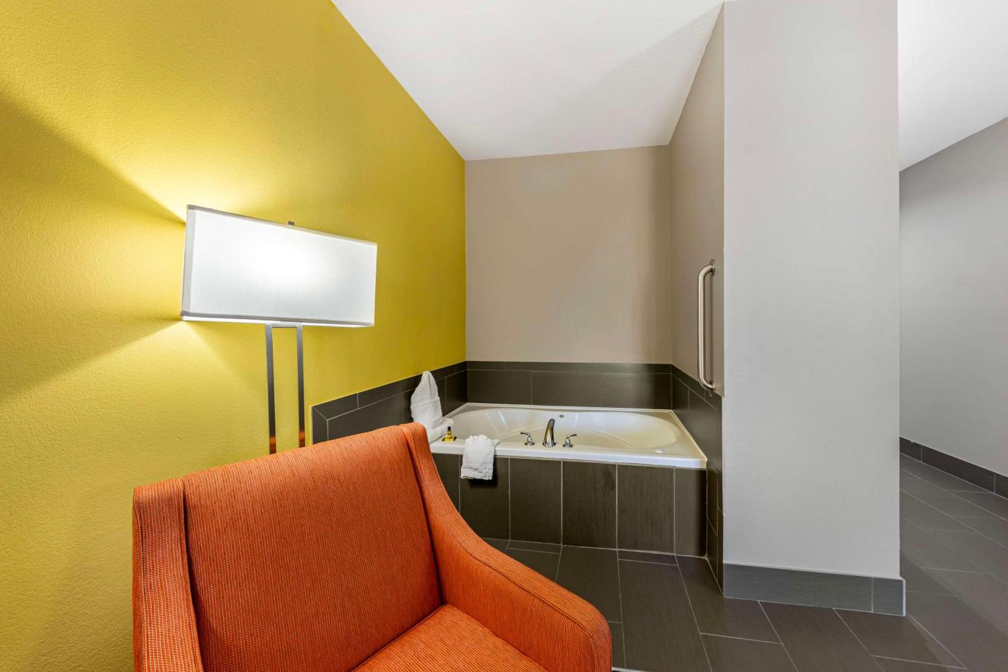 Best Western Plus Midwest City Inn & Suites Zewnętrze zdjęcie