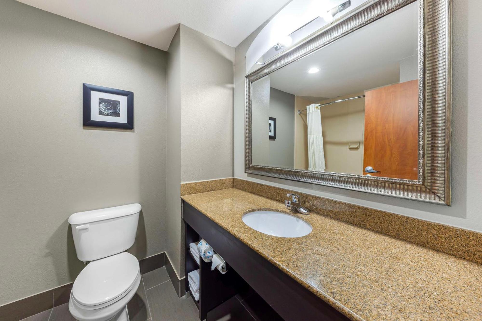 Best Western Plus Midwest City Inn & Suites Zewnętrze zdjęcie